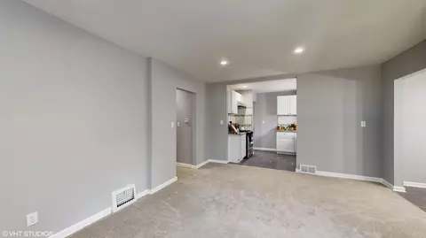2120 Crest Rd, Gary, IN 46408 photo 7