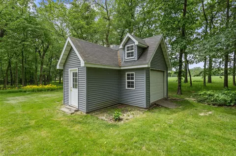 17960 Warrick Rd, Hebron, IN 46341 photo 32
