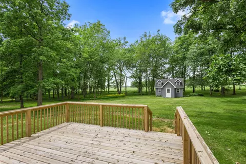 17960 Warrick Rd, Hebron, IN 46341 photo 31
