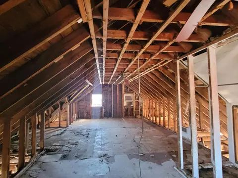 957 E 44th Ave, Gary, IN 46409 photo 5