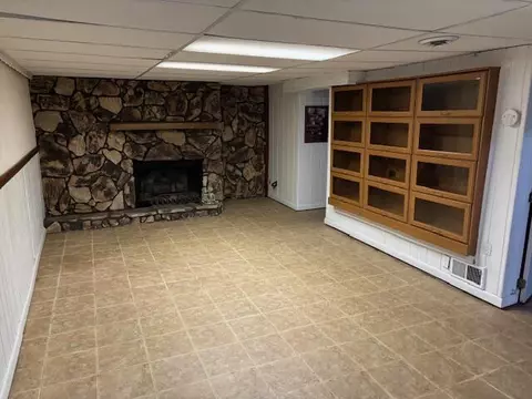 716 N Lafayette St, Griffith, IN 46319 photo 21