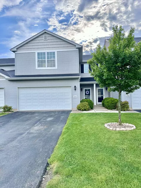 244 Sweetbriar Ct, Lowell, IN 46356 photo 3