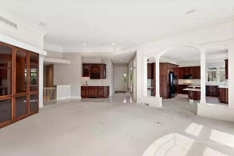 619 E Brookside Dr, Crown Point, IN 46307 photo 10