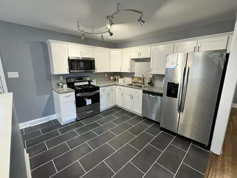 1022 E 41st Ave, Gary, IN 46409 photo 4
