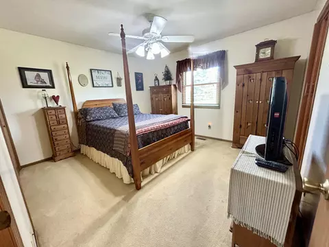 881 Apache Ln, Lowell, IN 46356 photo 16