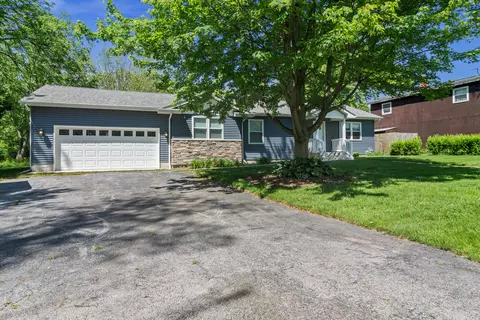 326 Cedar St, Crown Point, IN 46307 photo 3