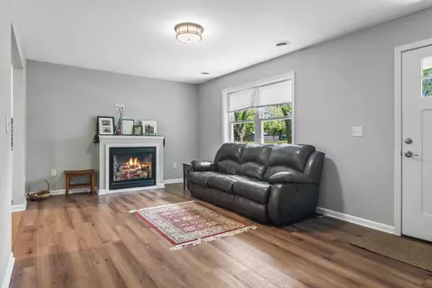 326 Cedar St, Crown Point, IN 46307 photo 5
