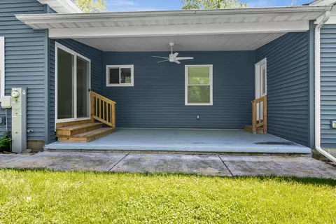326 Cedar St, Crown Point, IN 46307 photo 4