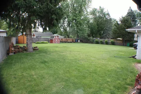 8417 Harrison Ave, Munster, IN 46321 photo 13