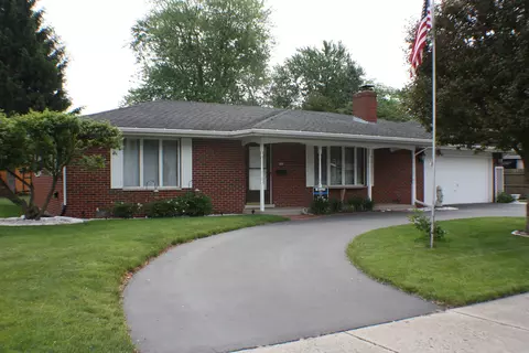 8417 Harrison Ave, Munster, IN 46321 photo 2