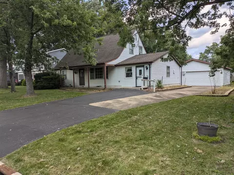 721 Heritage Rd # -1, Valparaiso, IN 46385