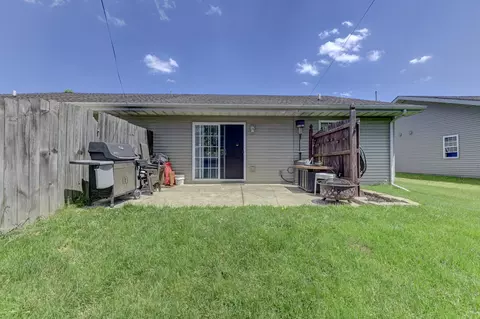 940 N Colfax St, Griffith, IN 46319 photo 20