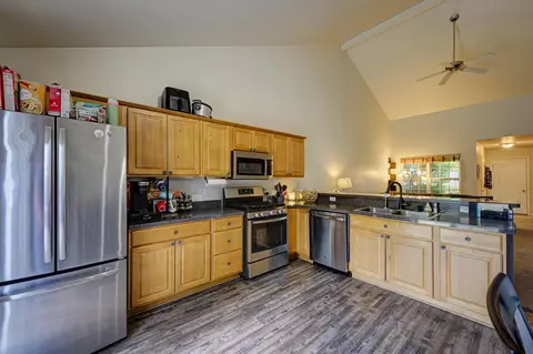 940 N Colfax St, Griffith, IN 46319 photo 7