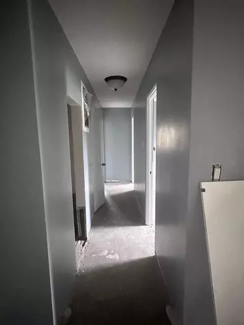 Entry Way - 1134 Cass St, Gary, IN 46403 photo 2 of 3