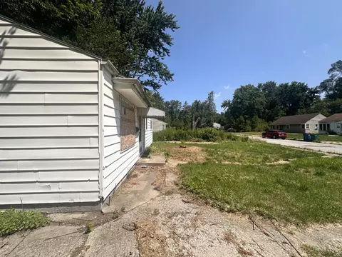 Exterior - 1134 Cass St, Gary, IN 46403 photo 3 of 7