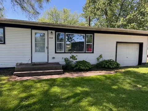 4434 Burr St, Gary, IN 46408 photo 2
