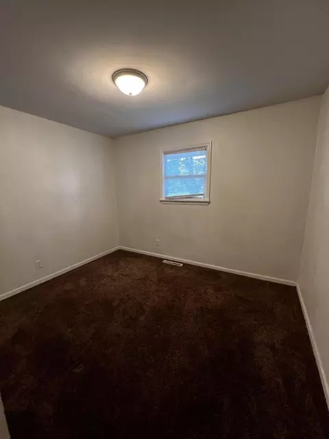4434 Burr St, Gary, IN 46408 photo 9