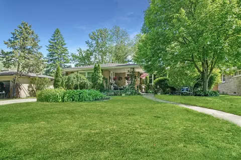 Exterior - 1832 River Dr, Munster, IN 46321 photo 1 of 7