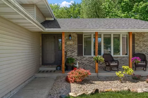 3544 Oakcrest Pl, Crown Point, IN 46307 photo 2