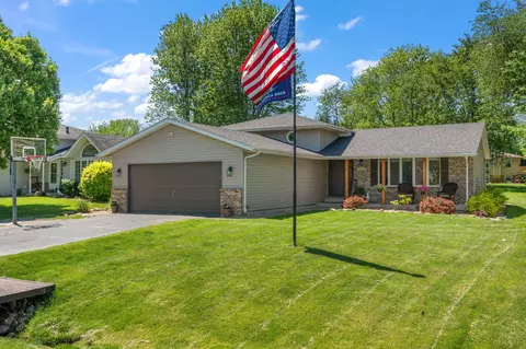3544 Oakcrest Pl, Crown Point, IN 46307 photo 1