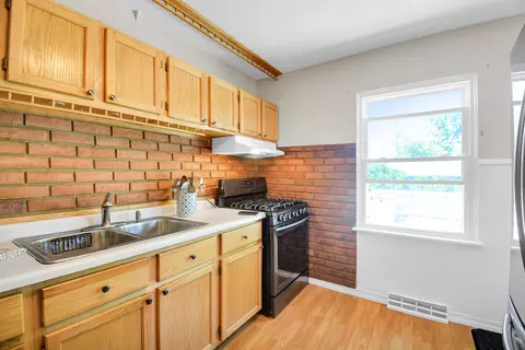 620 E Glen Park Ave, Griffith, IN 46319 photo 5