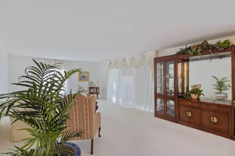 2231 Martha St #D1, Highland, IN 46322 photo 4