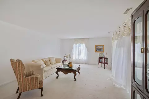 2231 Martha St #D1, Highland, IN 46322 photo 5