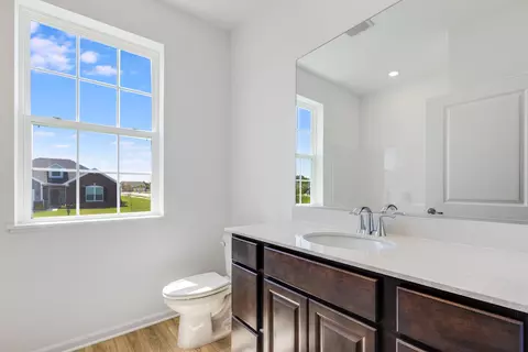 Bath - 10993 Thomas St, Winfield, IN 46307 photo 2 of 5