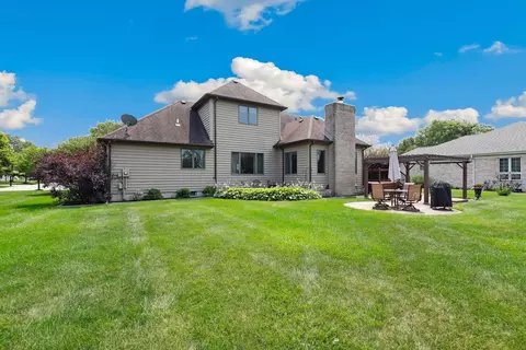 Exterior - 1103 Cornwallis Ln, Munster, IN 46321 photo 5 of 5