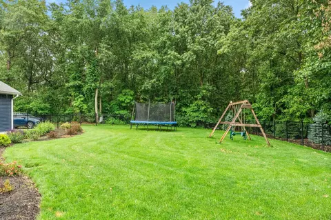 Exterior - 10044 Memory Ln, De Motte, IN 46310 photo 13 of 35