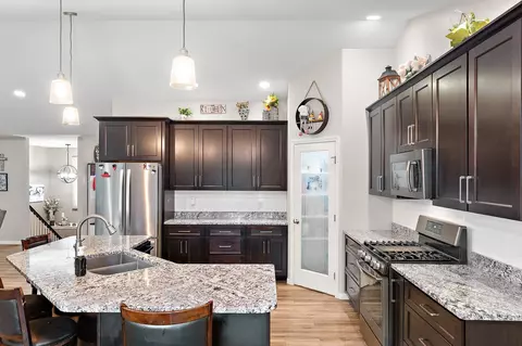 Kitchen - 10044 Memory Ln, De Motte, IN 46310 photo 5 of 5