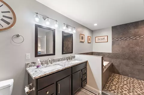 Bath - 10044 Memory Ln, De Motte, IN 46310 photo 1 of 7