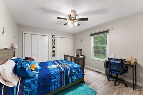 Bedroom - 10044 Memory Ln, De Motte, IN 46310 photo 3 of 6