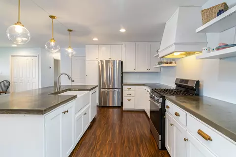 902 Mohawk Dr, Crown Point, IN 46307 photo 10