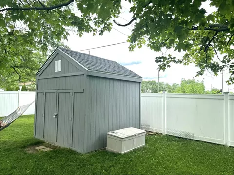 902 Mohawk Dr, Crown Point, IN 46307 photo 30
