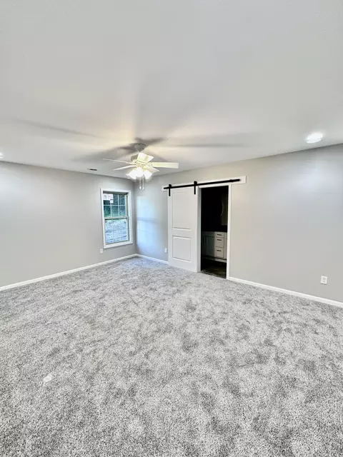 1621 Elderberry St, De Motte, IN 46310 photo 4