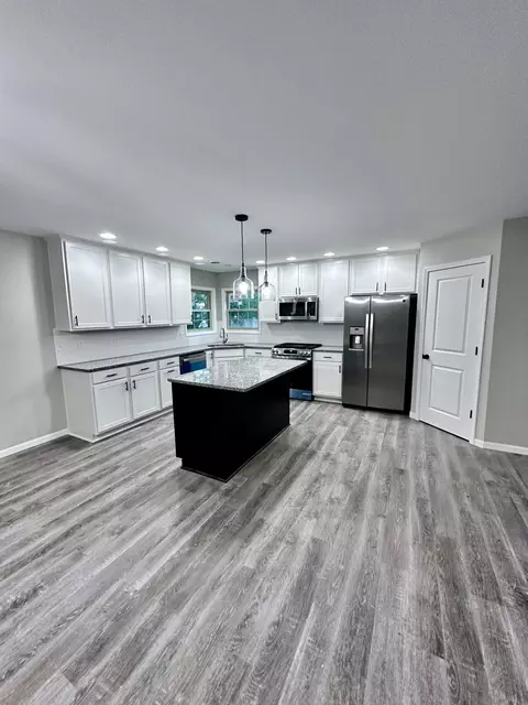 1621 Elderberry St, De Motte, IN 46310 photo 3