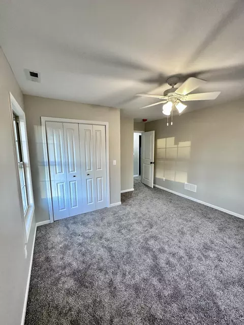 1621 Elderberry St, De Motte, IN 46310 photo 8