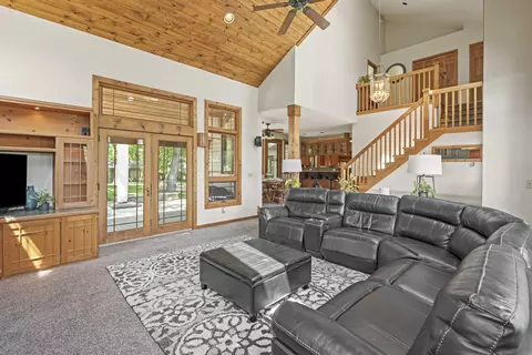 651 W 77th Ave, Dyer, IN 46311 photo 15