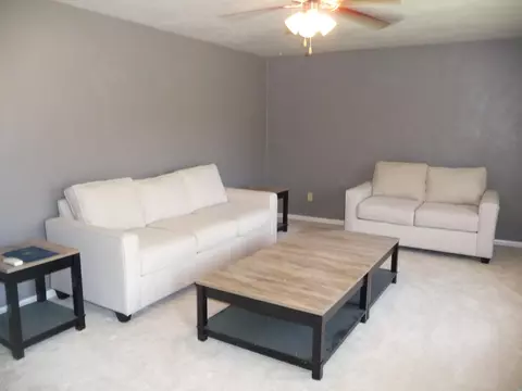 Living - 5117 Rhode Island Ct, Gary, IN 46409 photo 1 of 3