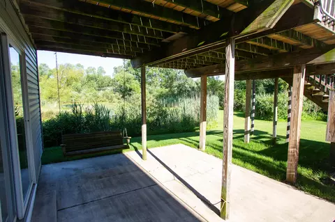 Exterior - 353 Manchester Ct, Griffith, IN 46319 photo 6 of 11