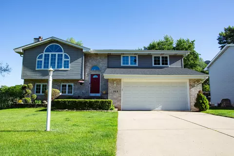 Exterior - 353 Manchester Ct, Griffith, IN 46319 photo 2 of 11