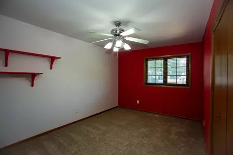 Bedroom - 353 Manchester Ct, Griffith, IN 46319 photo 8 of 11