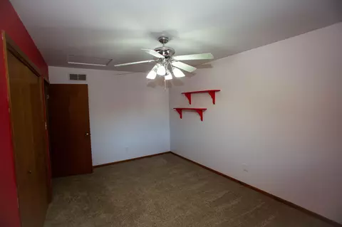Bedroom - 353 Manchester Ct, Griffith, IN 46319 photo 6 of 11
