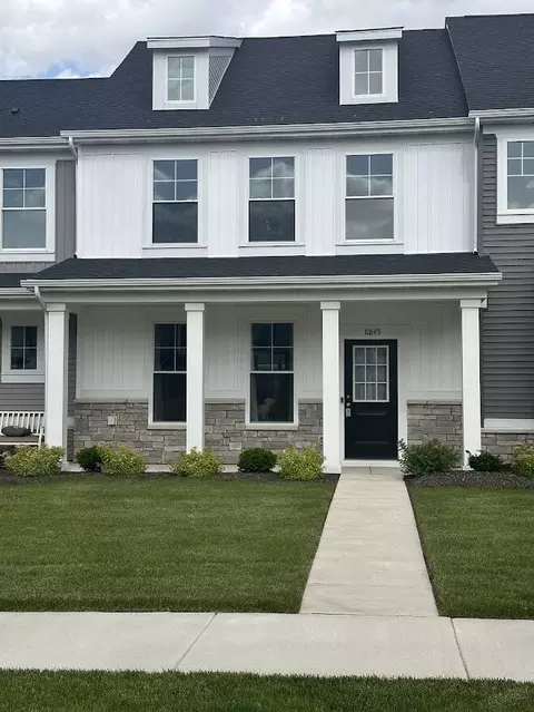 11845 Vermont St, Crown Point, IN 46307 photo 1