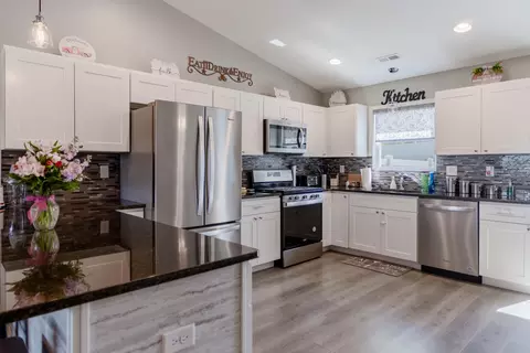 7737 Wright St, Merrillville, IN 46410 photo 7