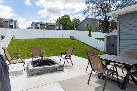 7737 Wright St, Merrillville, IN 46410 photo 17