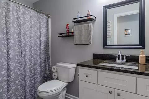 7737 Wright St, Merrillville, IN 46410 photo 14