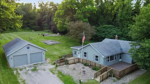 5404 N 425, Rolling Prairie, IN 46371 photo 3