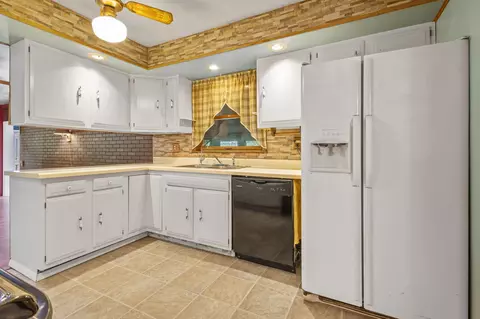 5404 N 425, Rolling Prairie, IN 46371 photo 18